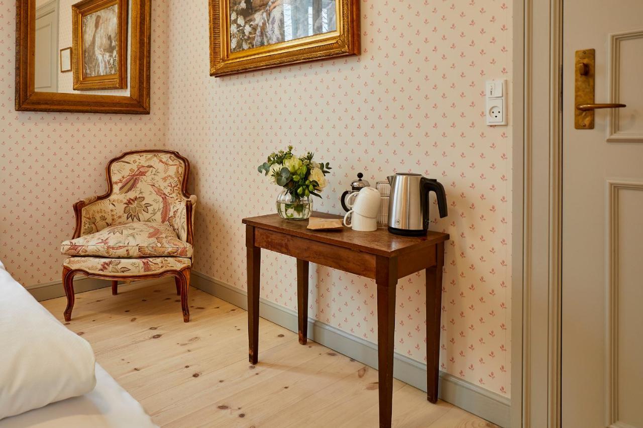 Schackenborg Slotskro Inn